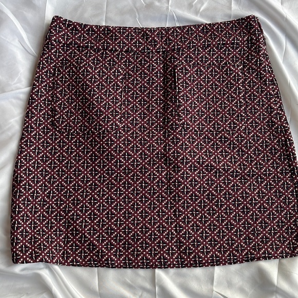 Nwt Loft Skirt, size 12P - Picture 1 of 7